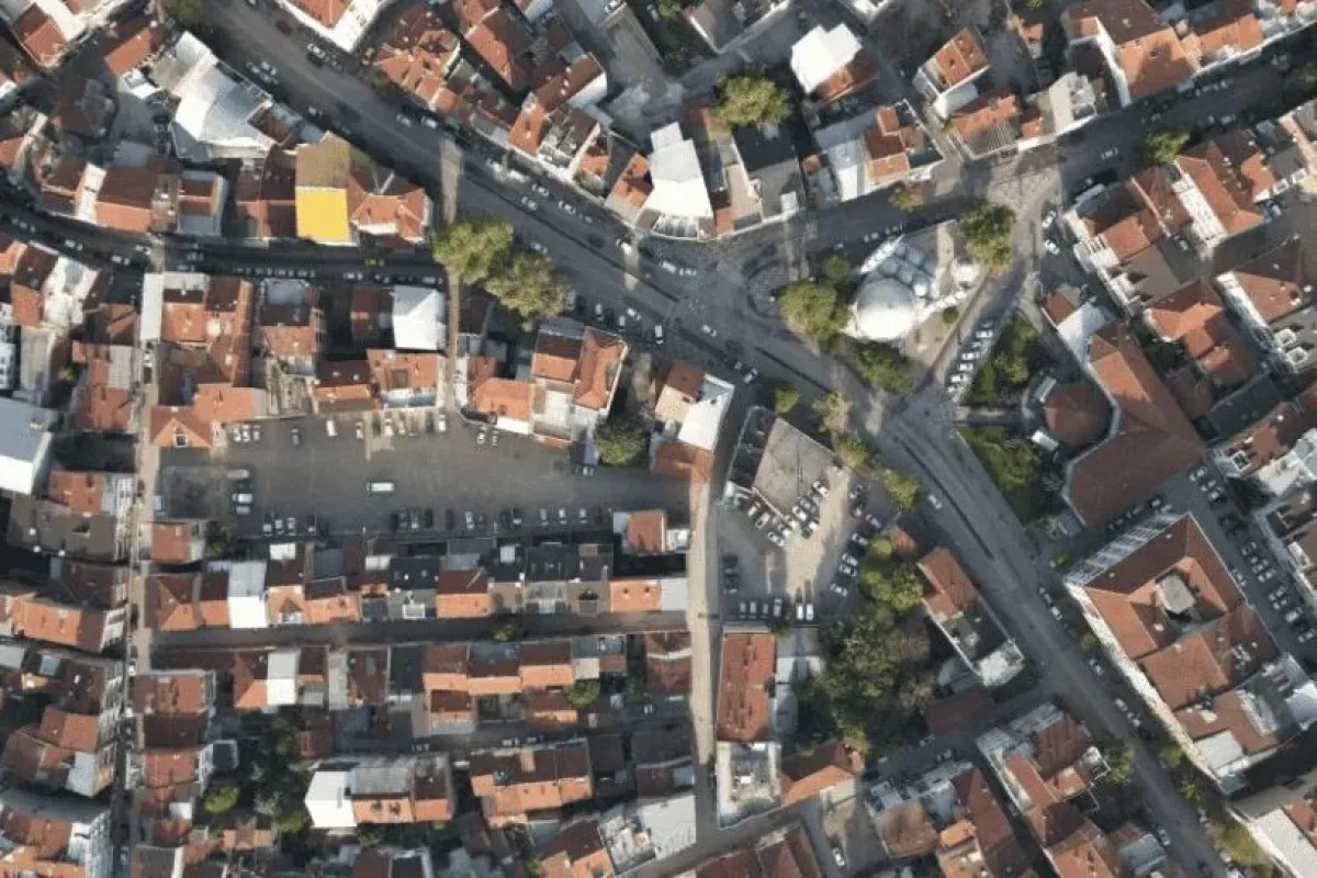 İnegöl'de çarşıya nefes aldıracak 150 araçlık otopark hizmete girdi