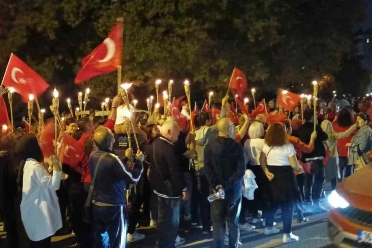 Bursa, Cumhuriyetin 100üncü yılı için yürüdü