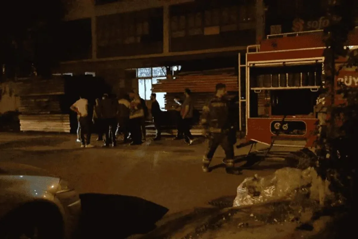 Mobilya sanayisinde kereste deposunda yangın