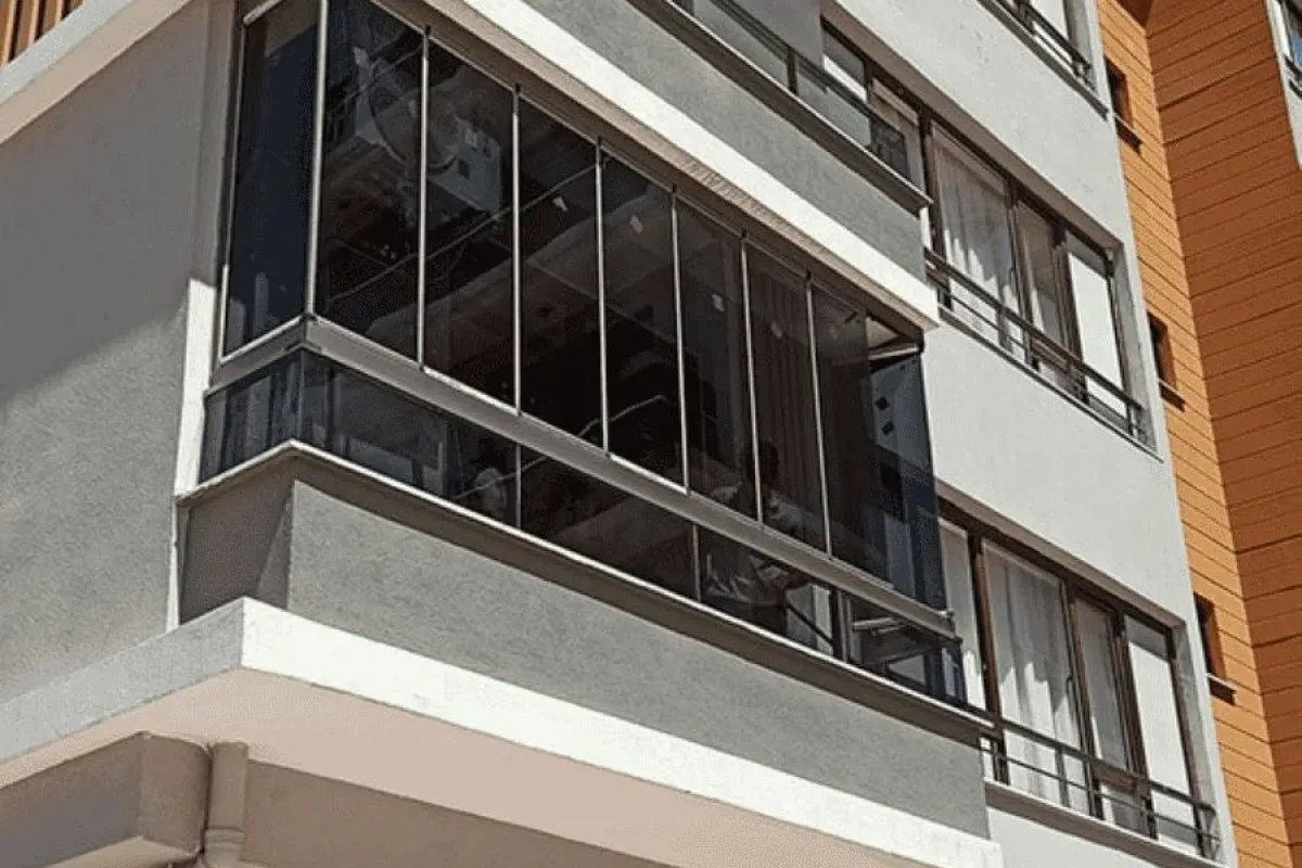 Yargıtay'dan cam balkon kararı: Kaçak yapı sayılır