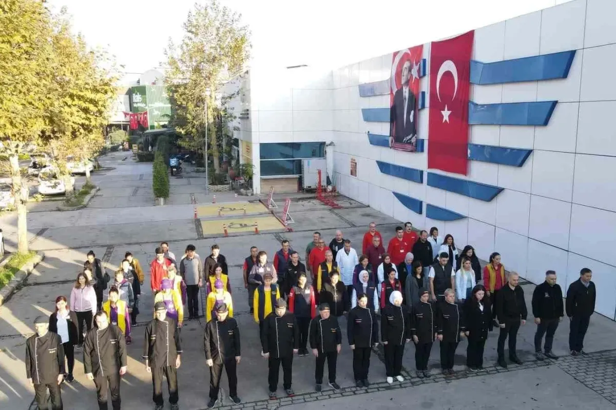 Özhan Market, Atatürkü özlemle andı