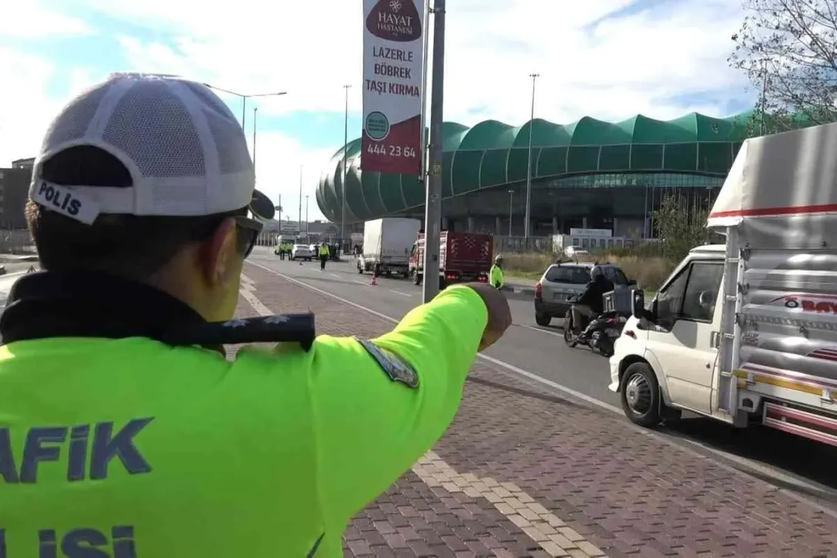 Bursada kural tanımayan sürücülere sıkı uygulama