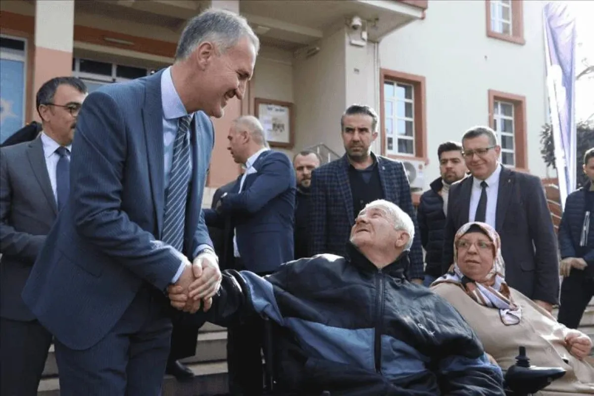 Engelli vatandaşlar akülü araçlarına kavuştu