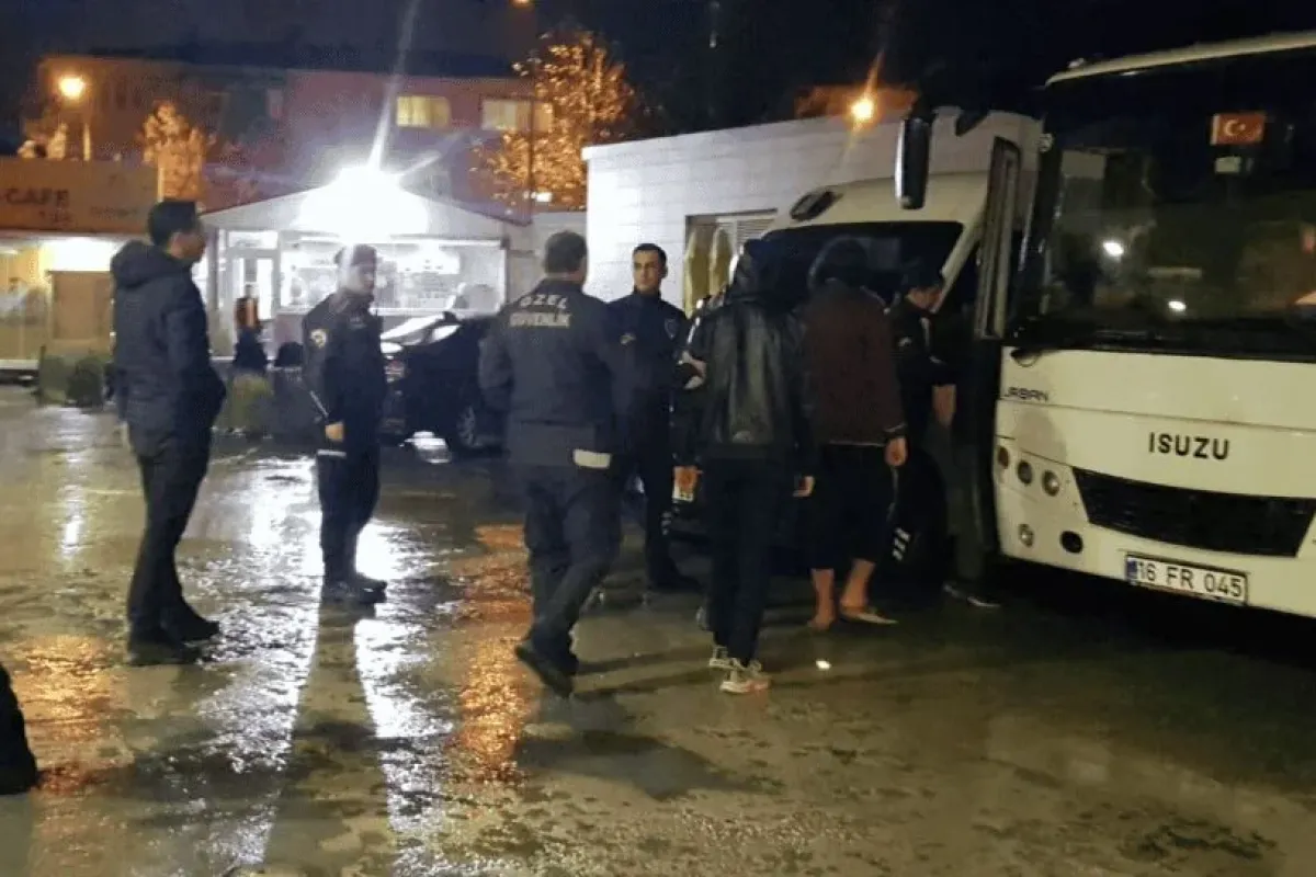 İnegöl'de 23 Suriyeli göçmen sınır dışı edildi