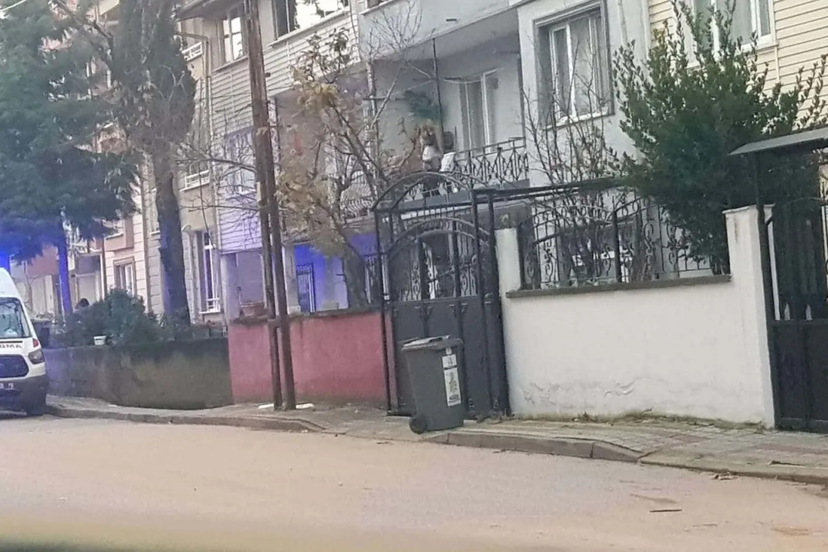 47 Yaşındaki Adam Banyoda Ölü Bulundu