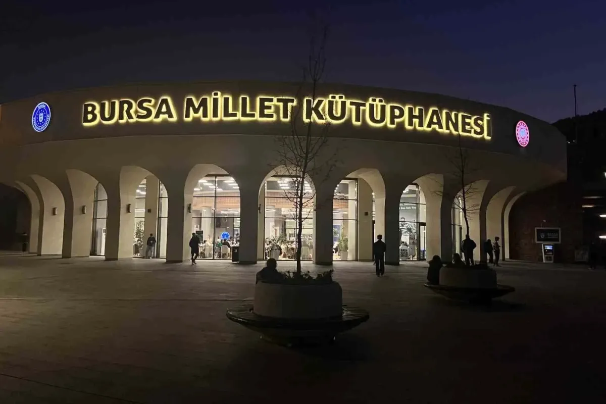 Millet Kütüphanesi artık 24 saat açık