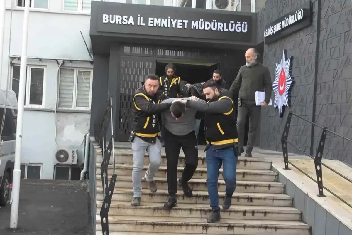 Bursada 150 bin lira cinayeti kamerada