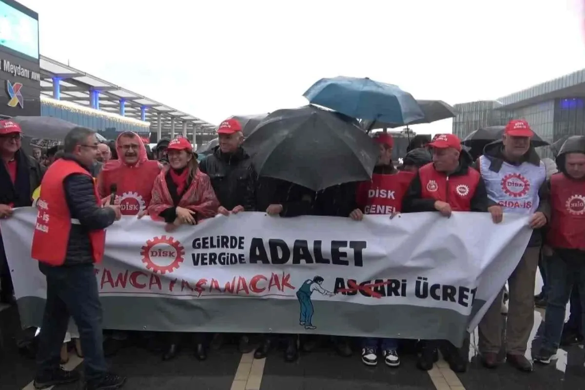 DİSK: Gelirde adalet, vergide adalet