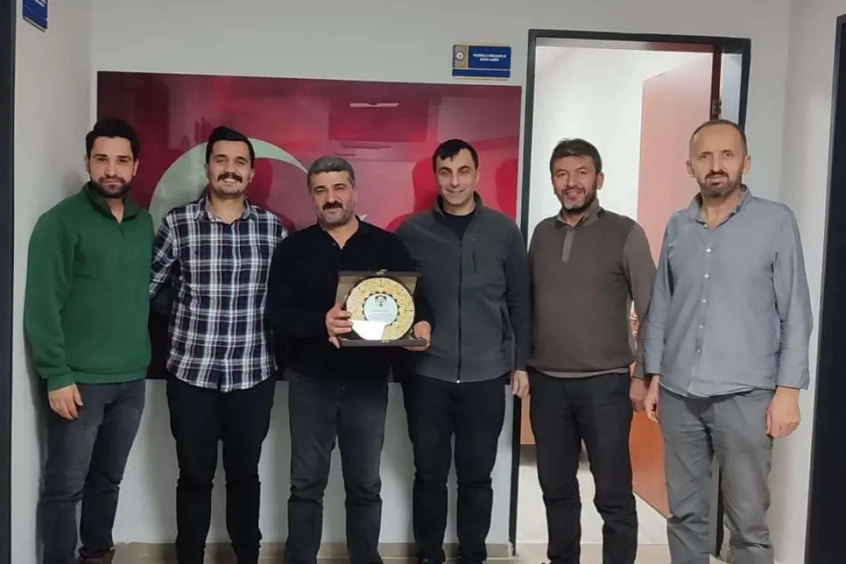 İnegöl'ün sevilen polis memuru emekliye ayrıldı