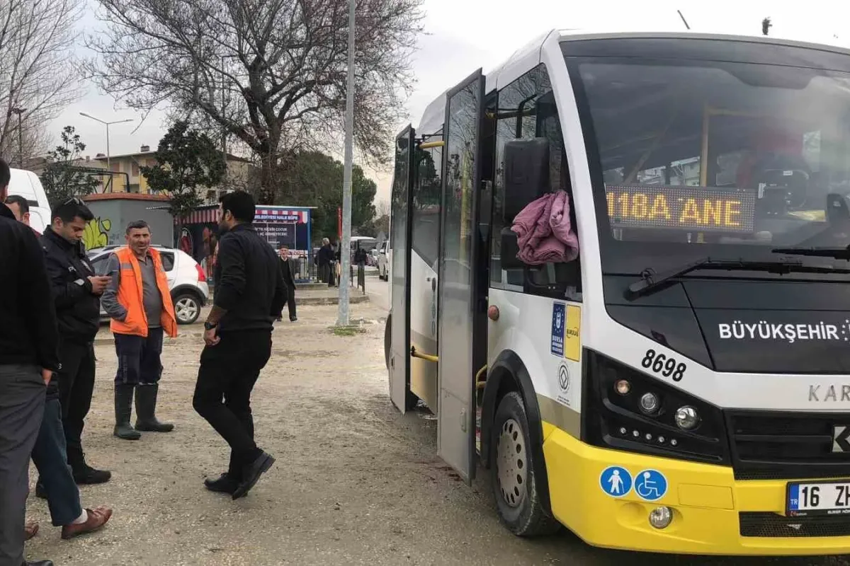 Otobüs şoförüne bıçakla saldırdı