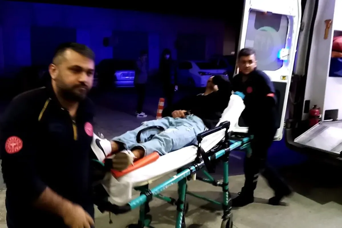İki grup arasında bıçaklı kavga: 1 yaralı
