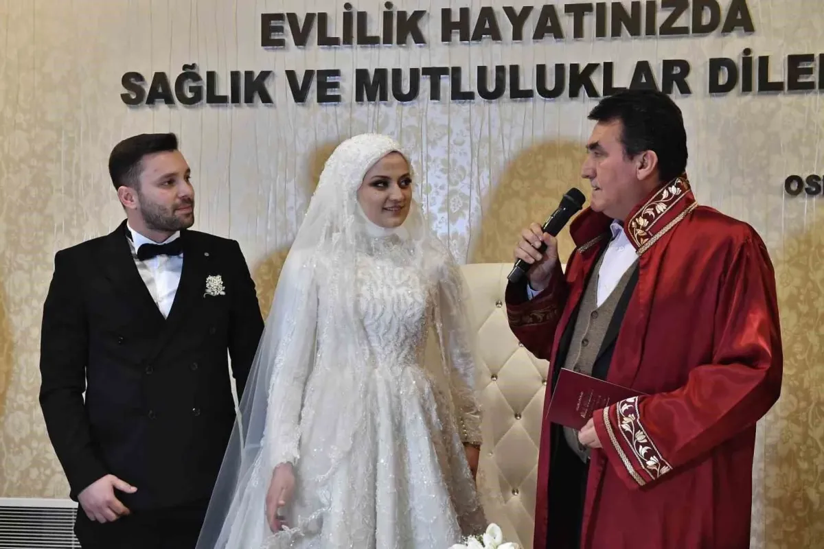 Osmangazide 1 yılda 6 bin 800 çift dünya evine girdi