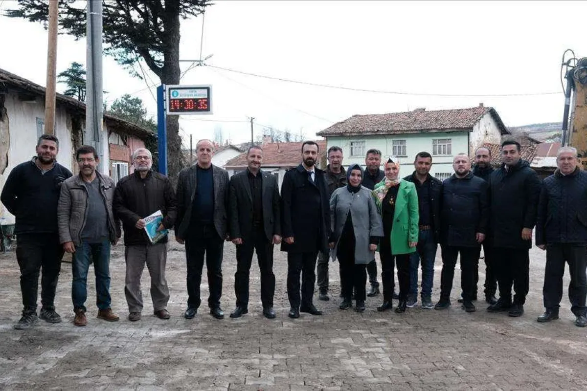 İnegöl'de o mahallenin yolları baştan sona kaplanıyor