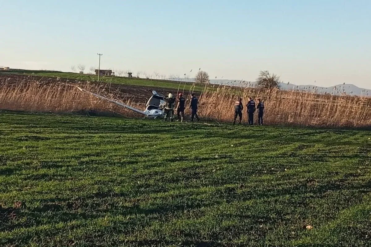 Bursada eğitim uçağı mecburi iniş yaptı...Pilot hafif yaralı