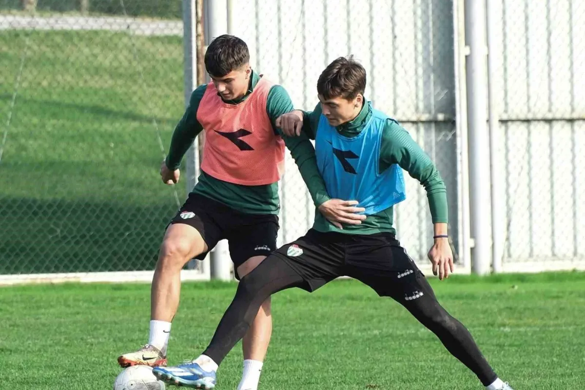 Bursaspor, Karacabey maçı hazırlıklarını sürdürdü