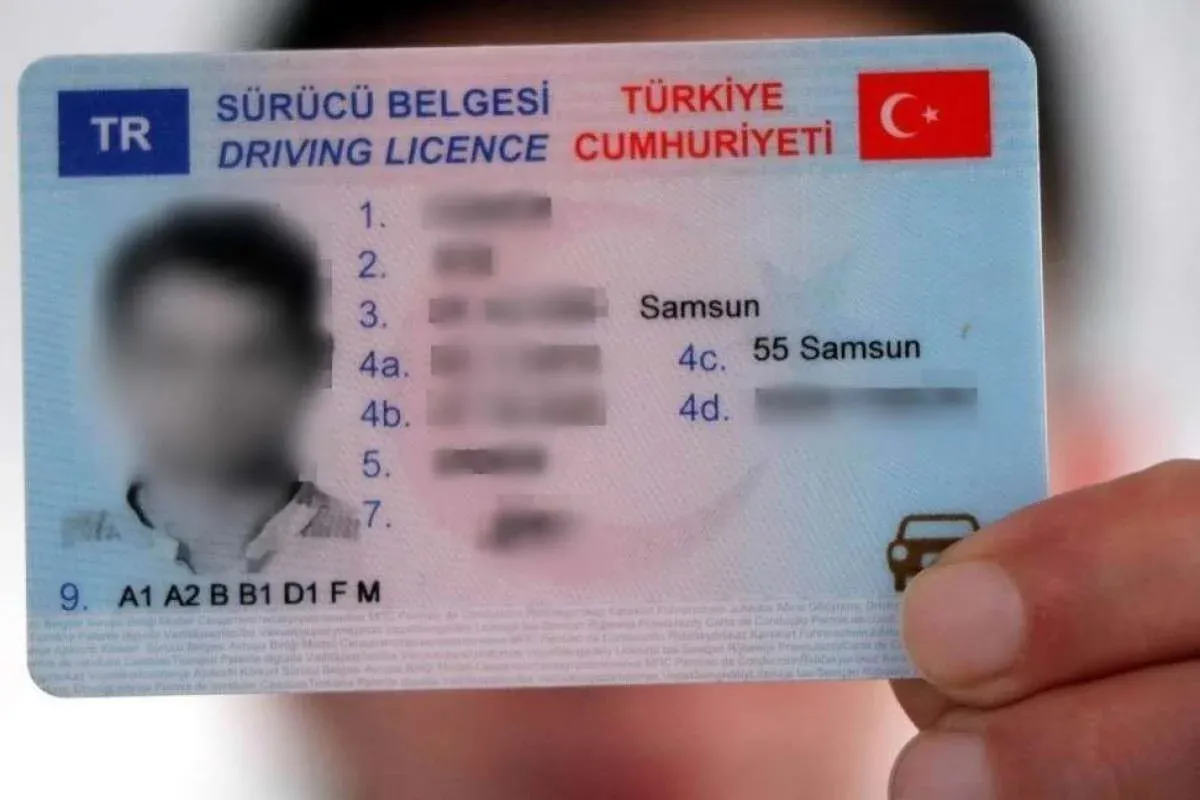 Ehliyetini kaybedenler yandı! Yenileme ücreti dudak uçuklatıyor