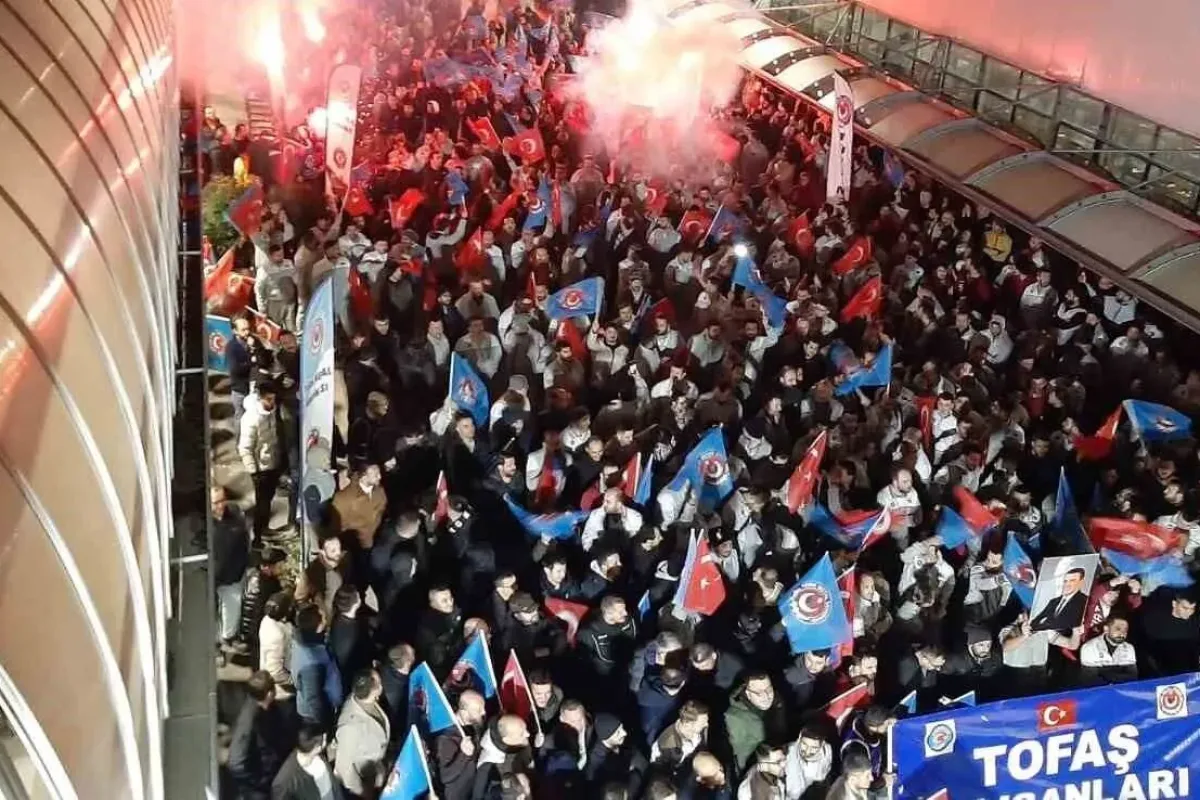 Tofaşta zam sevinci sabaha kadar sürdü