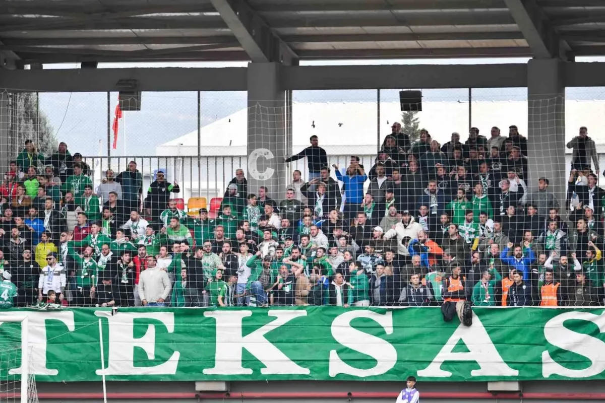Bursaspora deplasmanda seyircisiz oynama cezası verildi