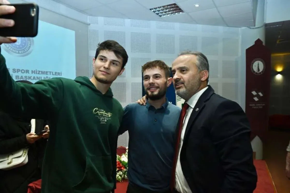 Öğrencilerin YKS ücretlerini Bursa Büyükşehir Belediyesi ödeyecek