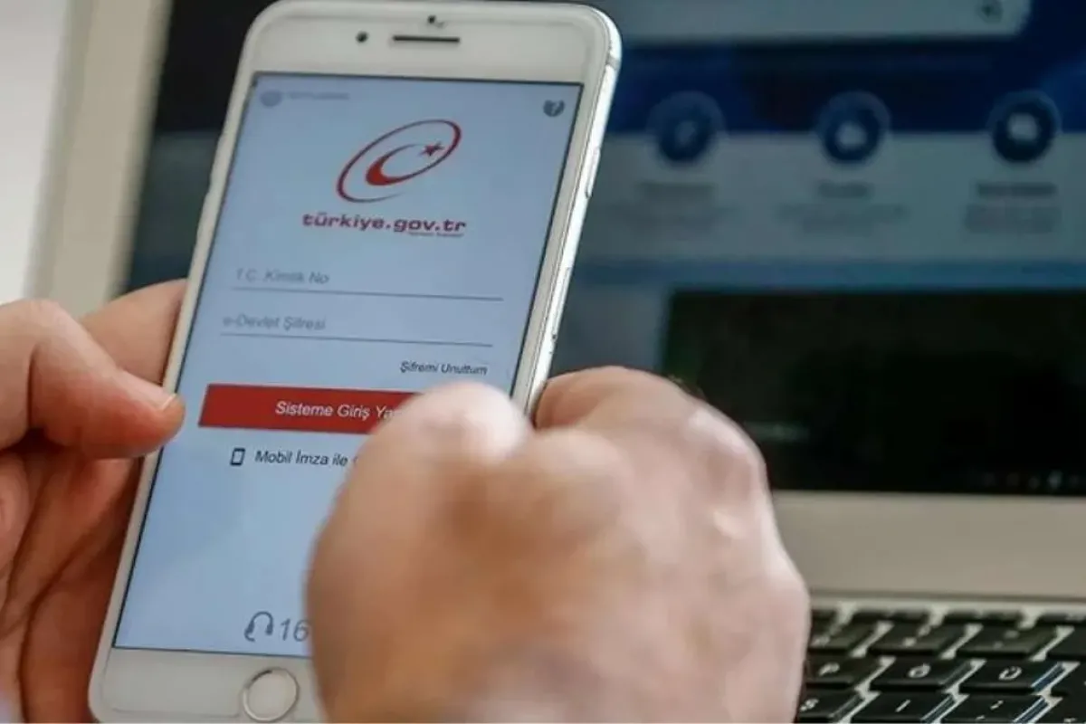 Merakla beklenen uygulama artık e-Devlet'te
