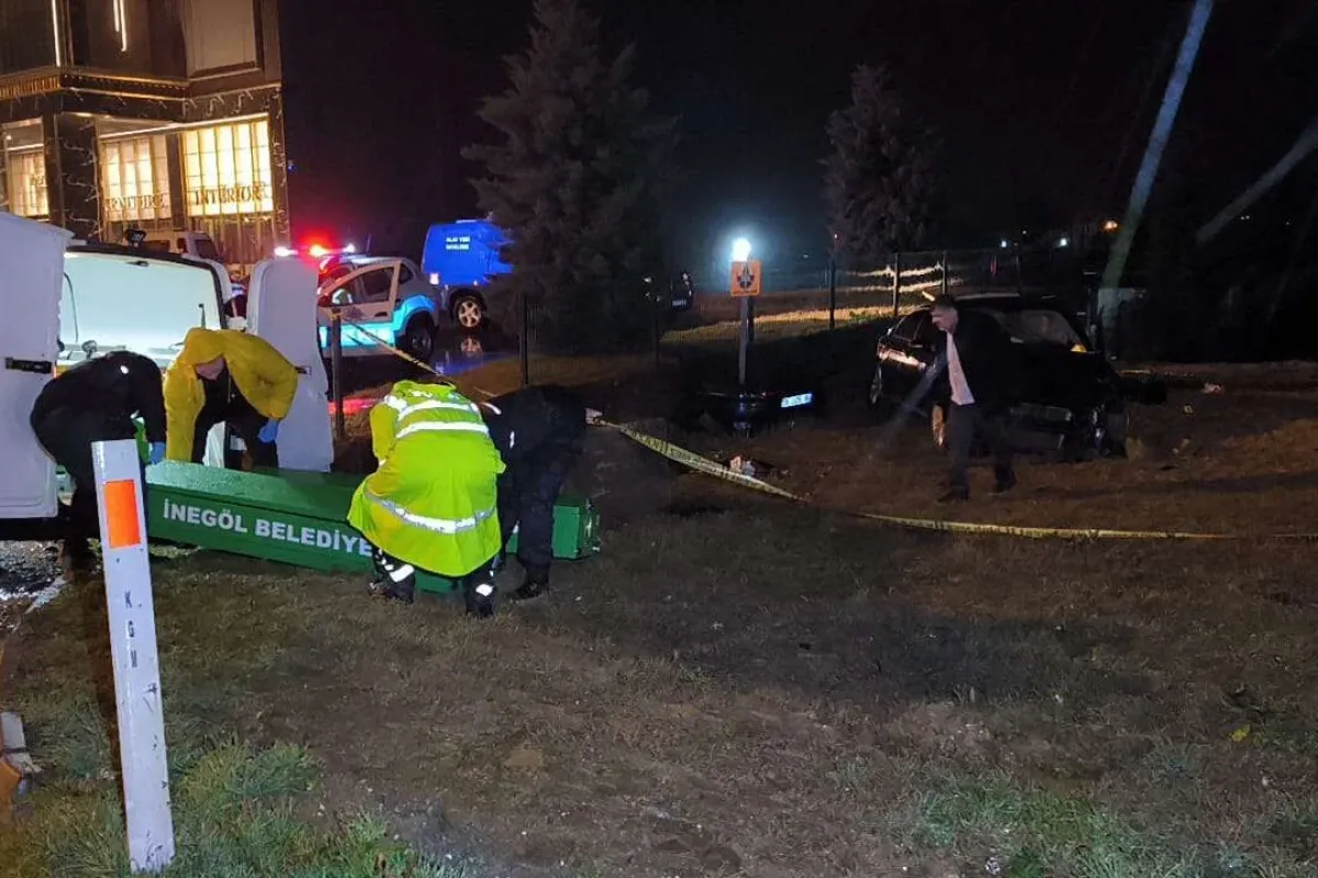 İnegöl girişinde kaza 2 ölü 2 yaralı