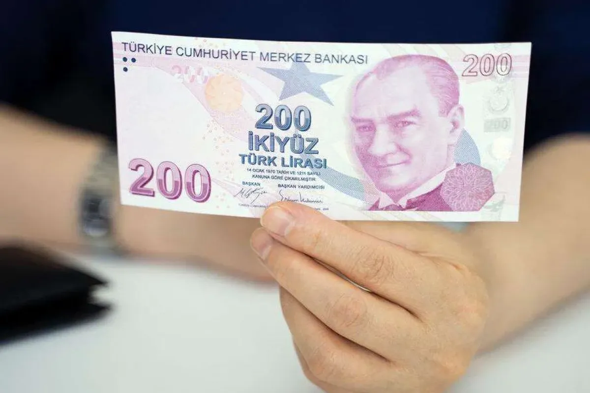200 Lira 2009 yılının 20 lirasına eşitlendi