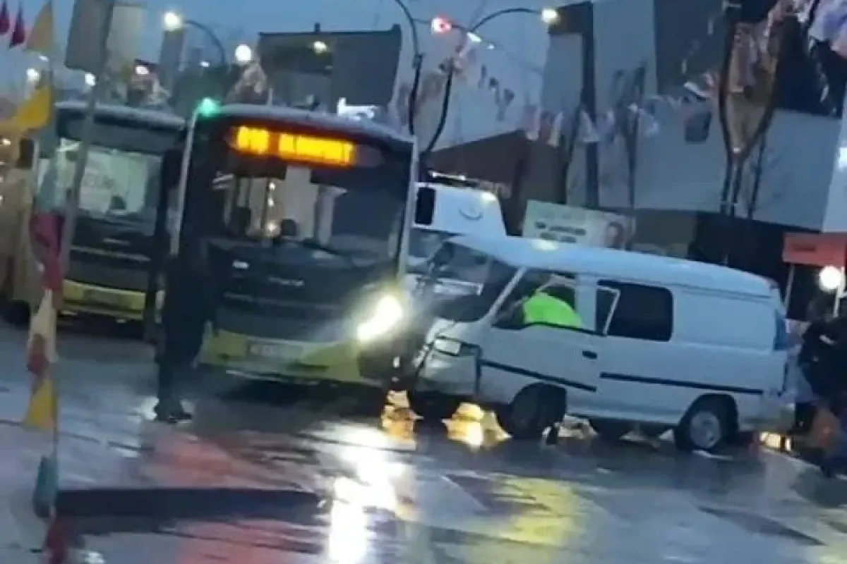 İnegöl'de zincirleme kaza: 3 yaralı