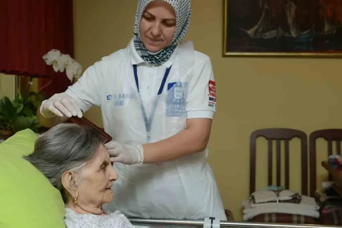 Başkan Aktaştan yaşlıların ve engellilerin yüzünü güldürecek projeler