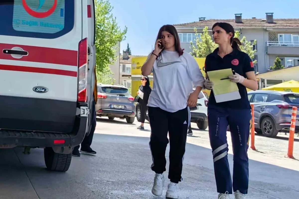 Bursada otomobilin çarptığı bisikletli kız yaralandı