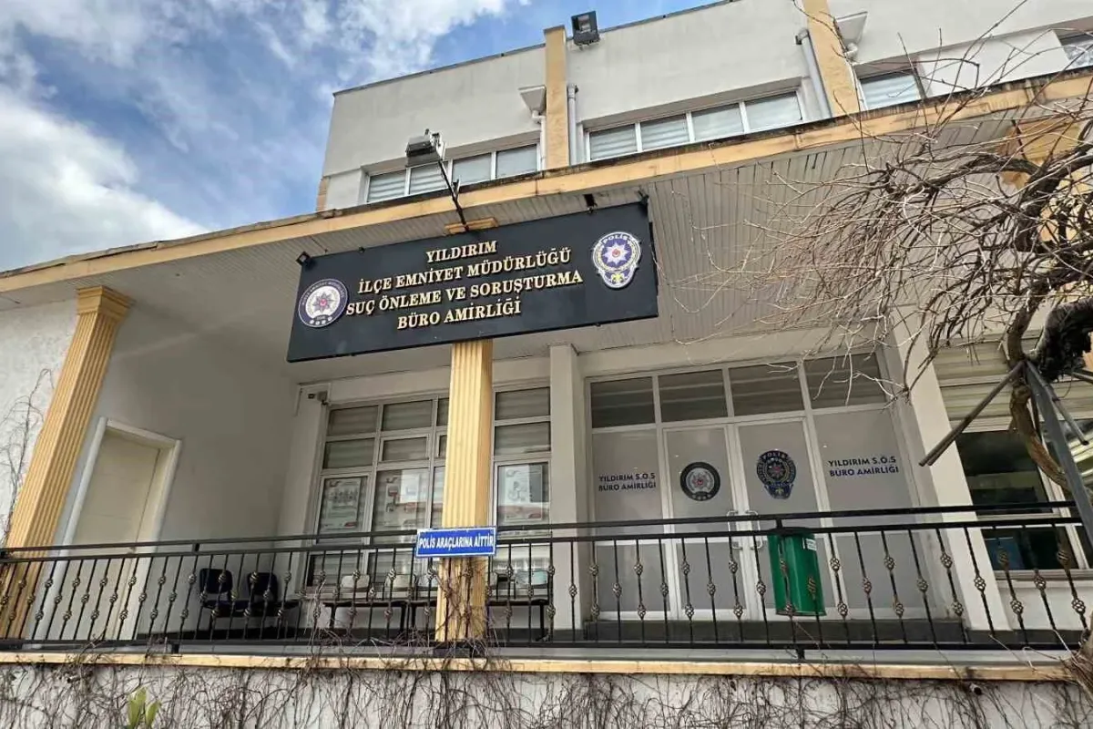 Reşit olunca ilk işi uyuşturucu satmak oldu..