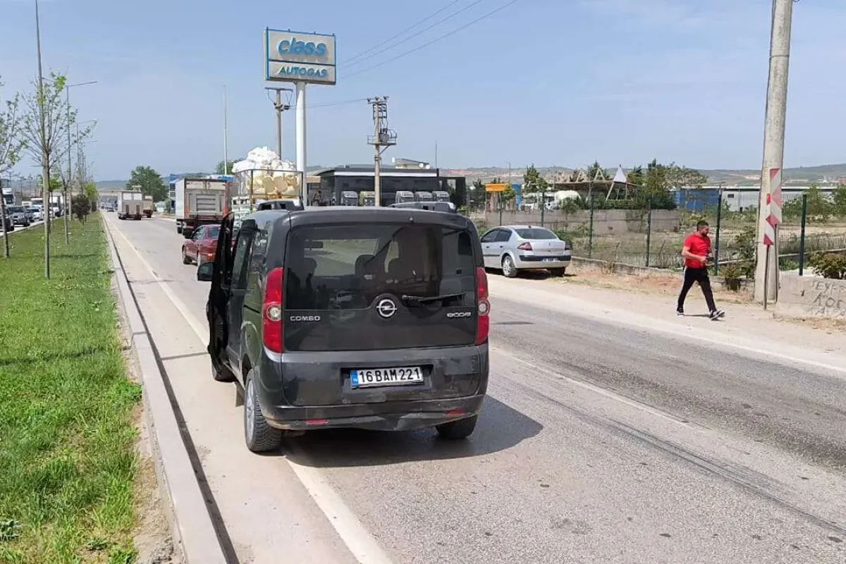 İnegöl girişinde zincirleme kaza; 1 yaralı