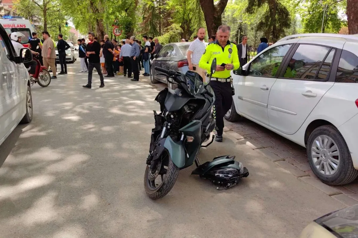 Park Caddesi'nde gençler ölümden döndü!
