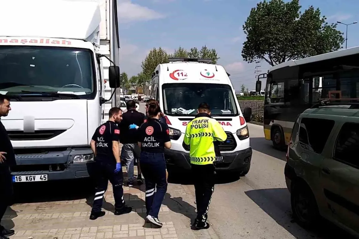 Kafa kafaya çarpıştılar: 4 yaralı