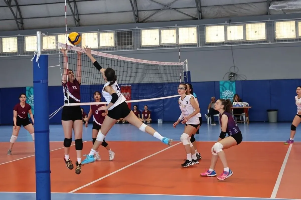 Nilüfer Uluslararası Spor Şenlikleri heyecanlı müsabakalara sahne oluyor