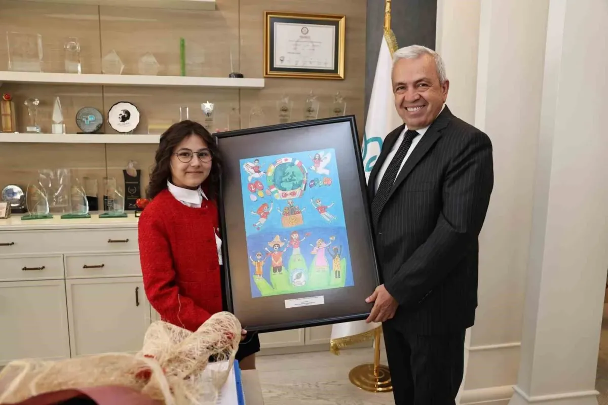 Nilüferin genç başkanından okul ve kütüphane projesi