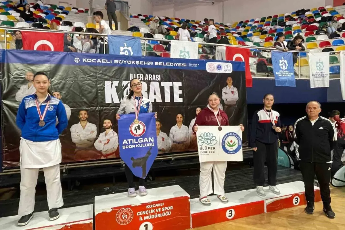 Karatede 1 altın 2 bronz madalya