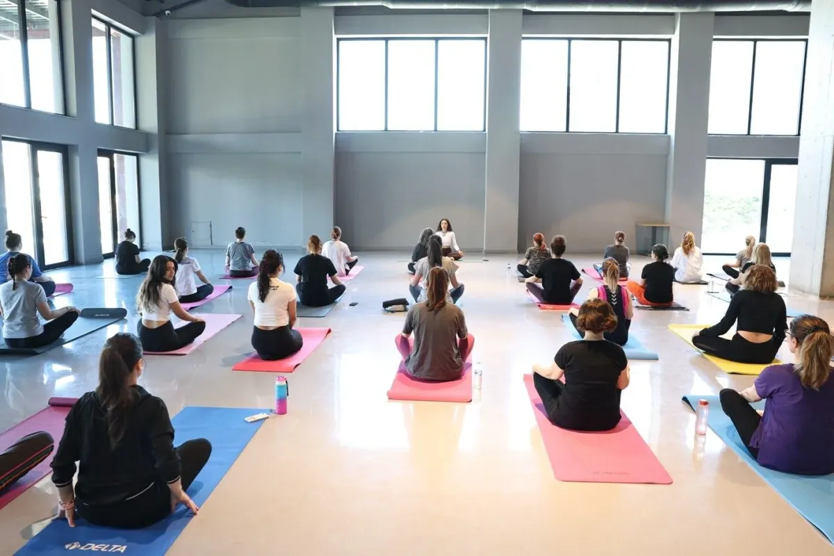 Pancar Deposunda yoga buluşmaları devam ediyor