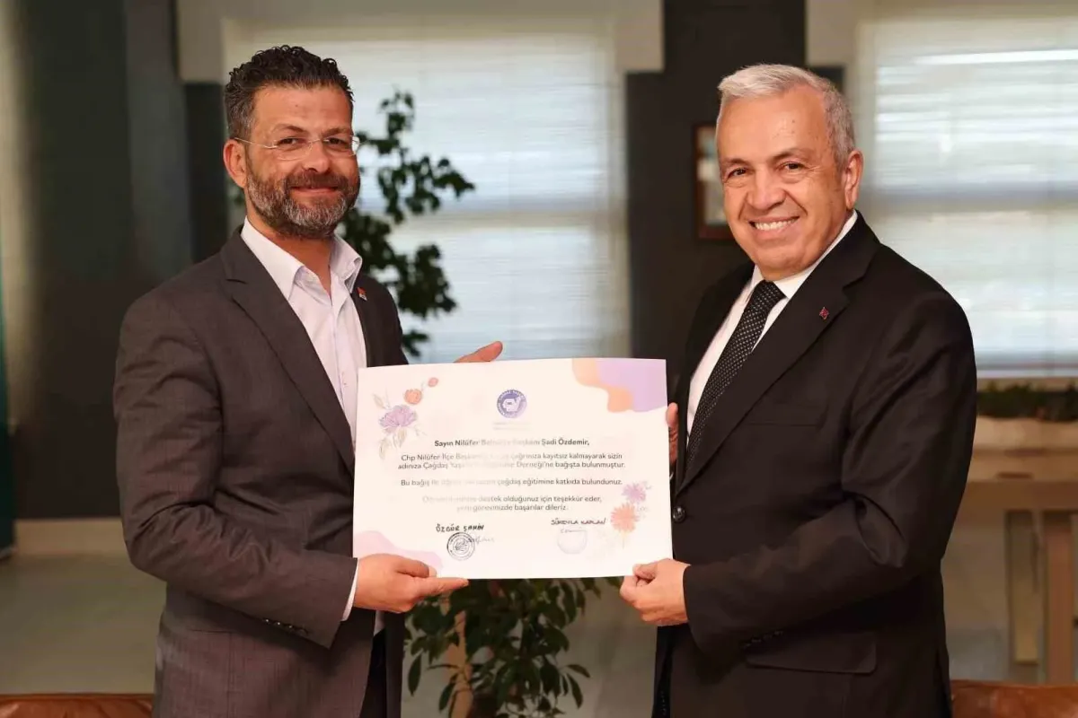 CHP ilçe yönetiminden Başkan Özdemire destek ziyareti