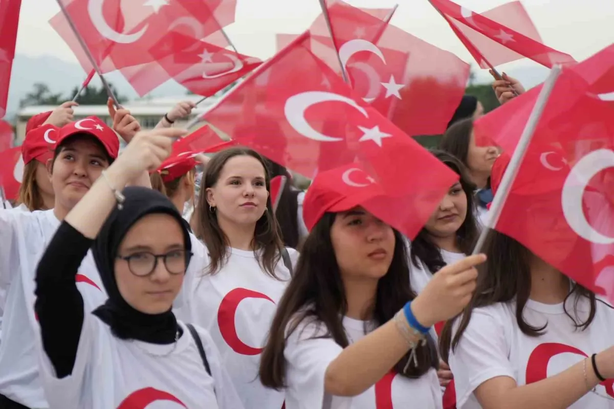 Bursada 19 Mayıs coşkusu sürüyor