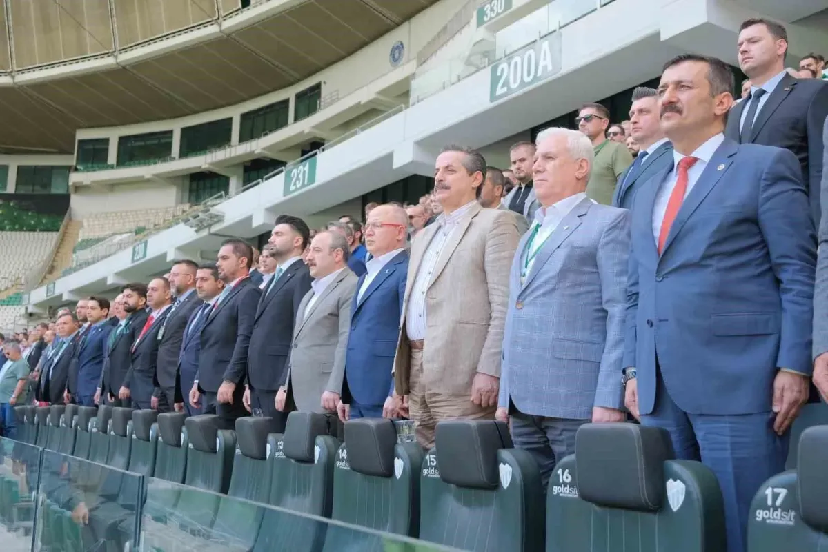 Bursaspor Kulübü: Taşın altına elini koymaya başlıyorlar