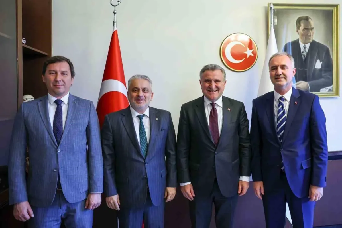 AK Parti heyetinden Ankara çıkarması