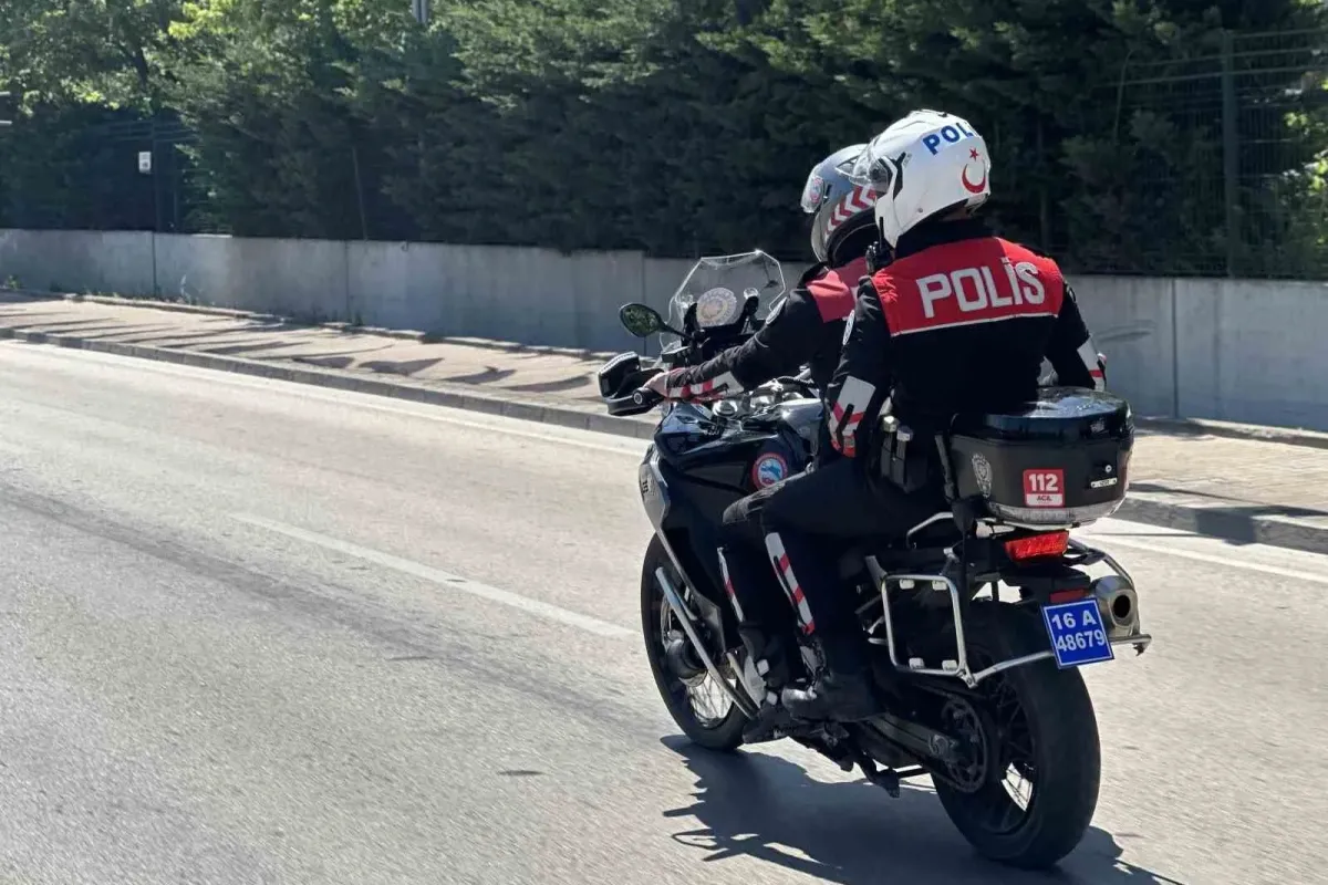 Bursada yunus polisleri 3 kilo 124 gram esrar ele geçirdi