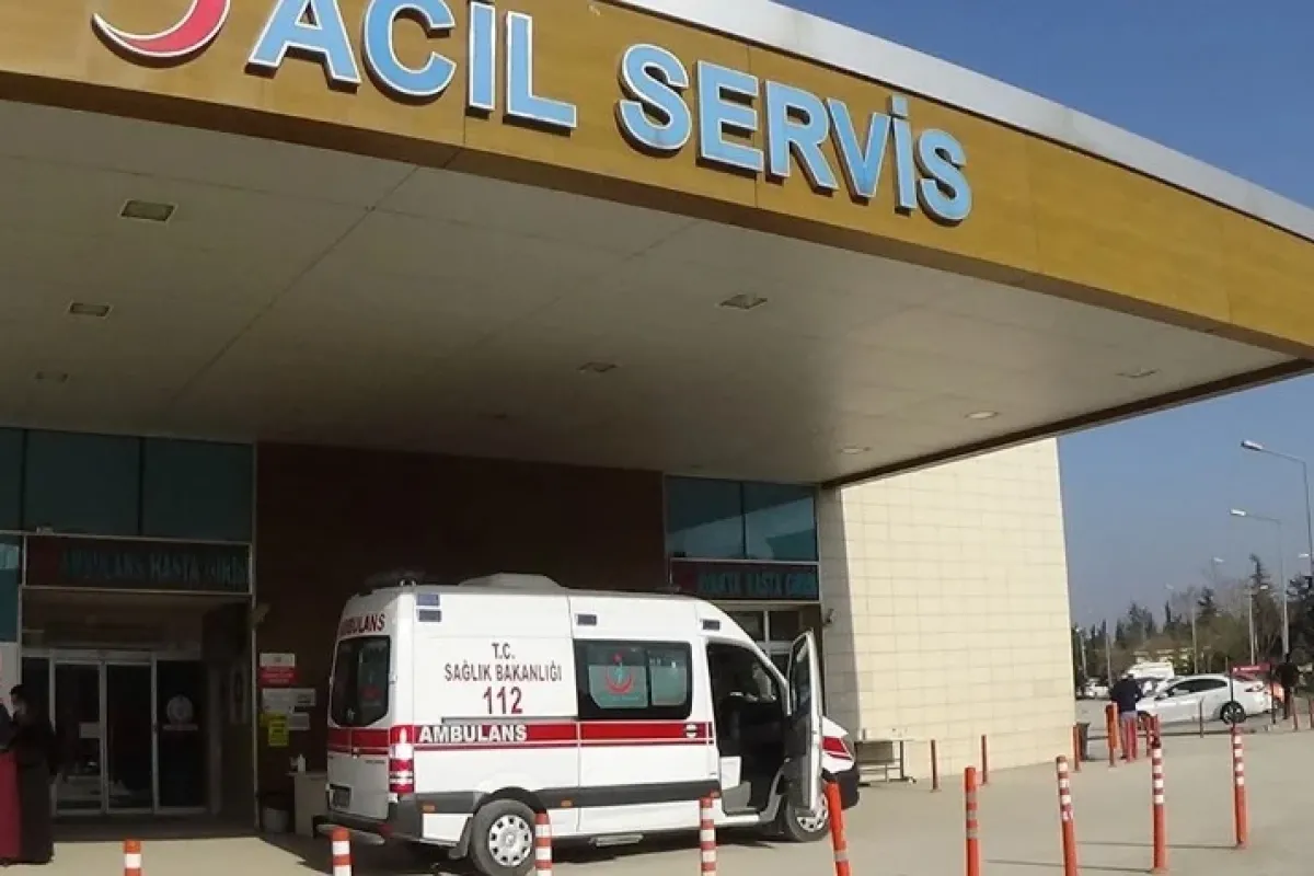 Mobilya fabrikasında trafo patladı 1 işçi yaralandı