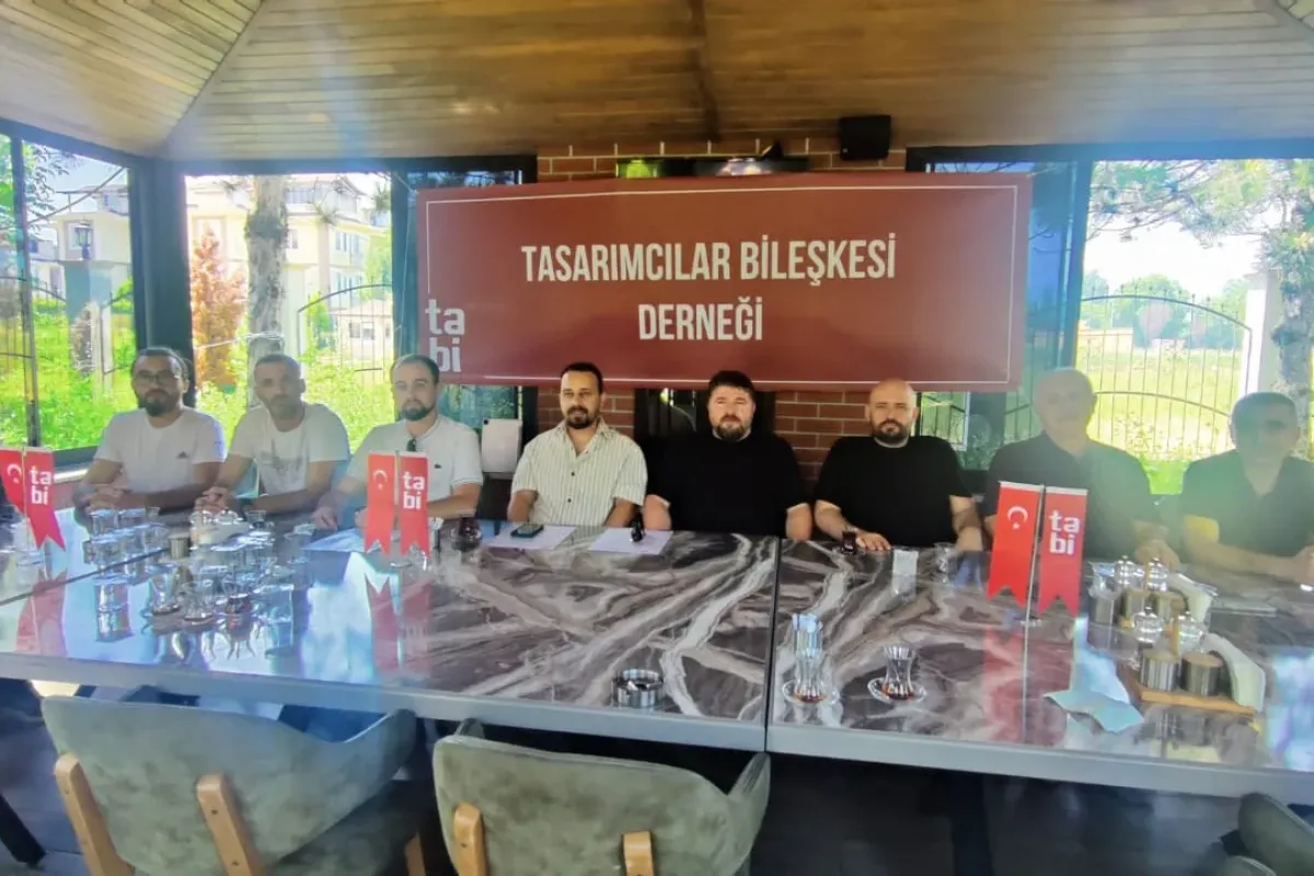 İnegöl'de Mobilya Tasarımcıları Güçlerini Birleştirdi: Tasarımcılar Bileşkesi Derneği Kuruldu!