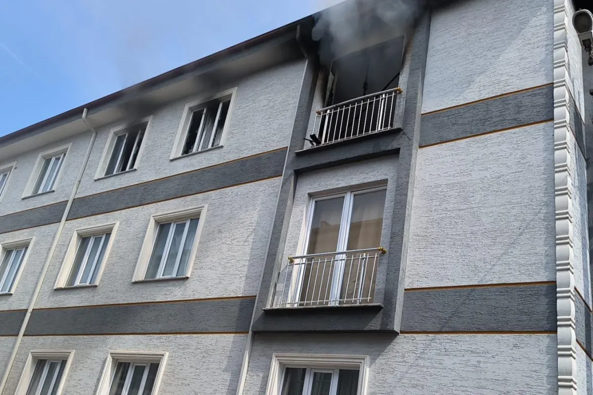 Engelli vatandaş yangında mahsur kaldı
