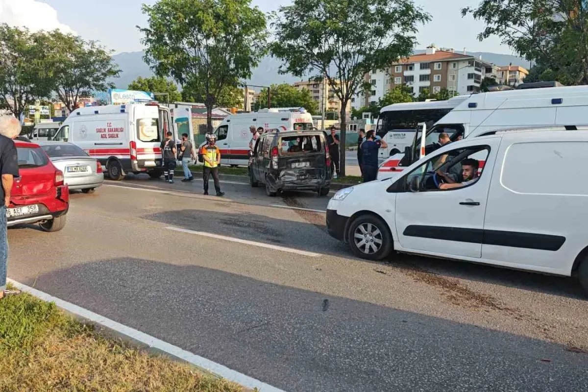 Bursada zincirleme kaza: 4 yaralı