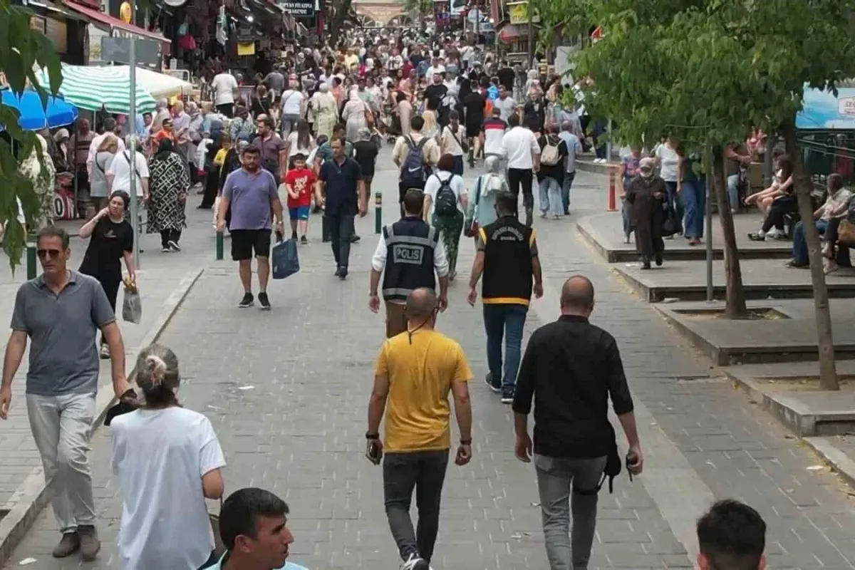 Bursada bayram öncesi polis kuş uçurtmadı