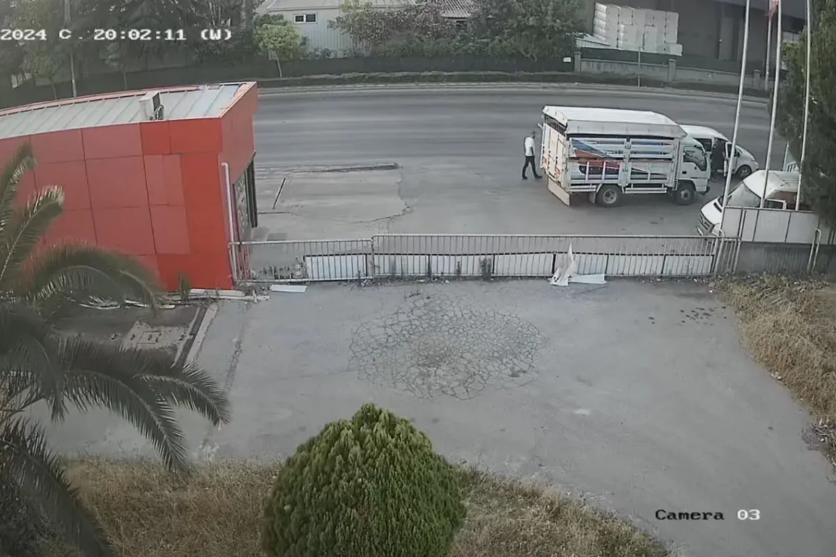 Azılı dolandırıcıyı saklamaya güneş kremi bile yetmedi