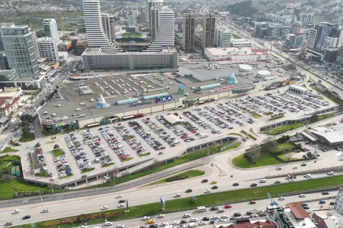 Bursa'nın dev AVM'si 250 milyon dolara satıldı