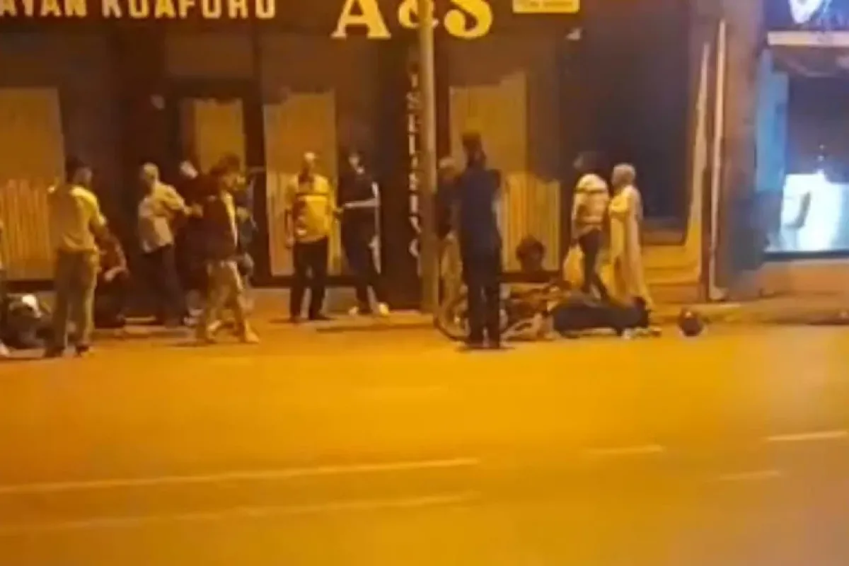 İnegöl'de Otomobil ile Motosiklet Çarpıştı: İki Yaralı